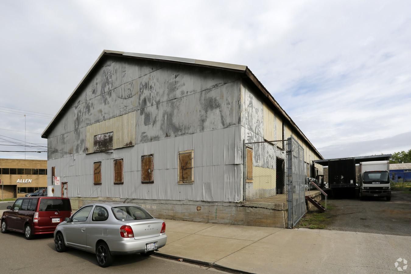 Industrial Property For Lease photo 1