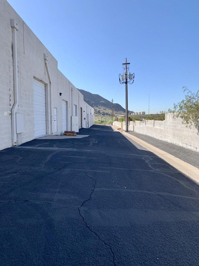 11460 N Cave Creek Road photo 2