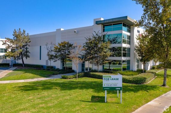 Bldg C 10110-10118 Santa Fe Springs Rd