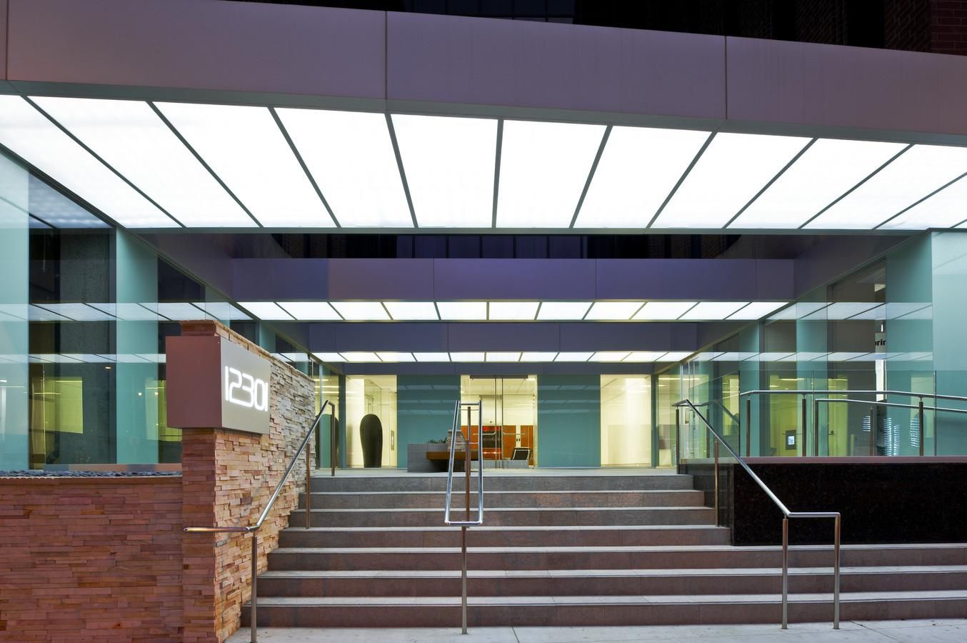 Wilshire Pacific Plaza photo 2