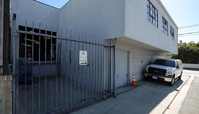 Warehouse Space for Rent at 115 W Hyde Park Blvd Inglewood, CA 90302 - #3