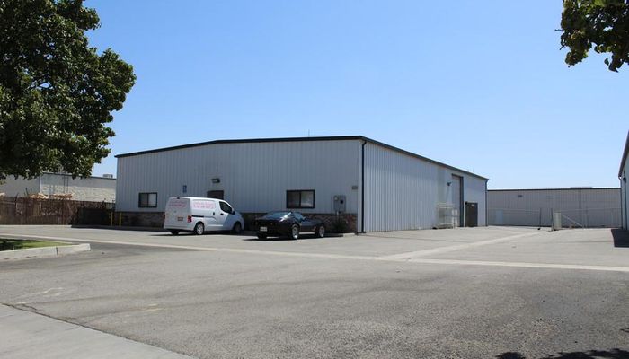 Warehouse Space for Rent at 5221 Gilmore Ave Bakersfield, CA 93308 - #8