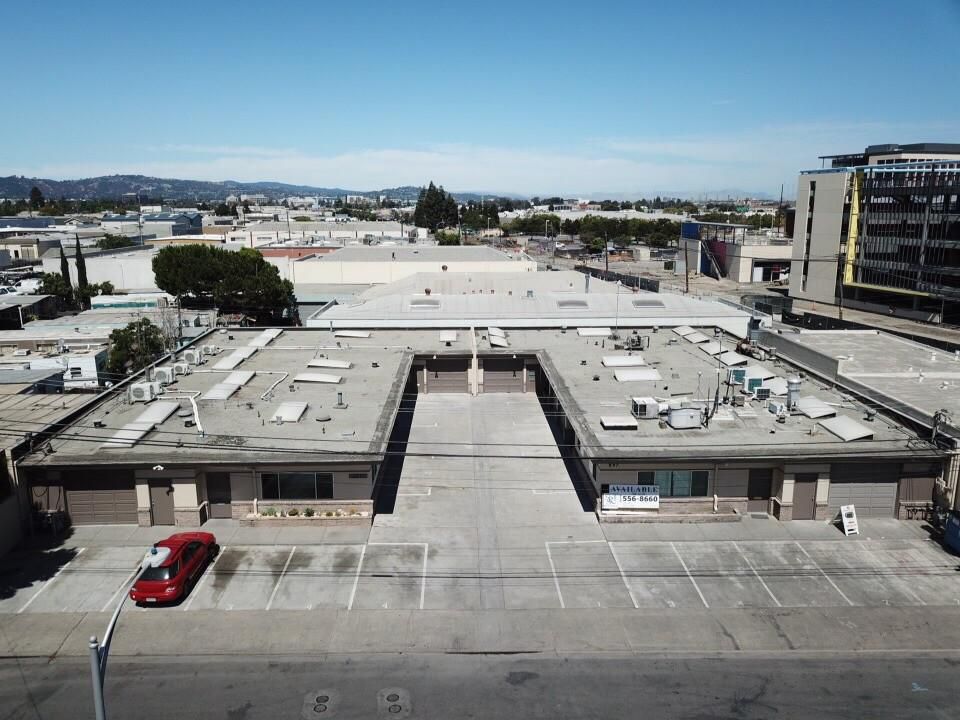 Flex Property For Lease photo 1