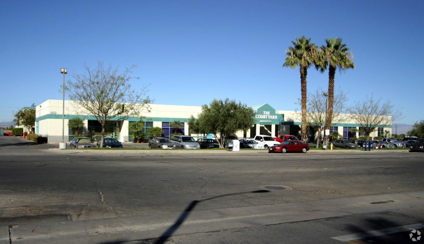 Bldg A photo 2