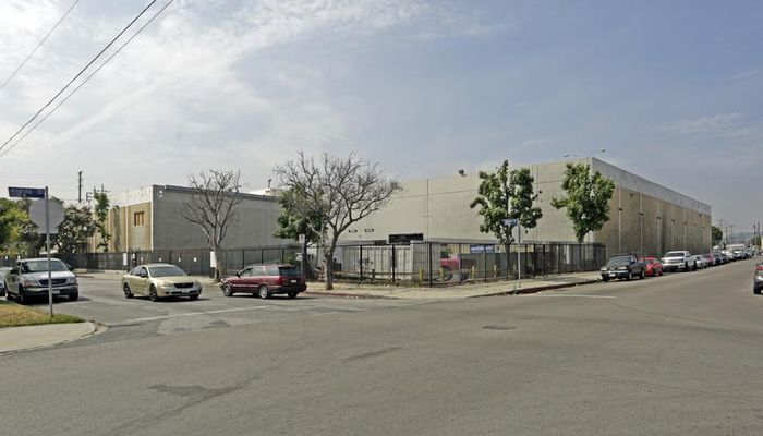 Warehouse Space for Rent at 3116 W Avenue 32 Los Angeles, CA 90065 - #2