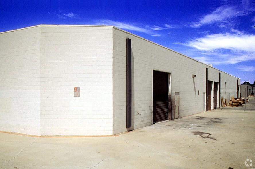 Southrail Business Park 675-693 Marsat Ct photo 4