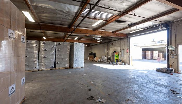 Warehouse Space for Rent at 622-626 N La Brea Ave Inglewood, CA 90302 - #15