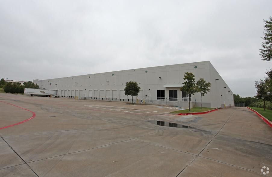Prologis GSW 55 3701 E Randol Mill Rd photo 3