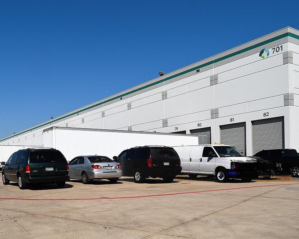 Prologis Hanover - 601 & 701 Hanover Drive photo 2