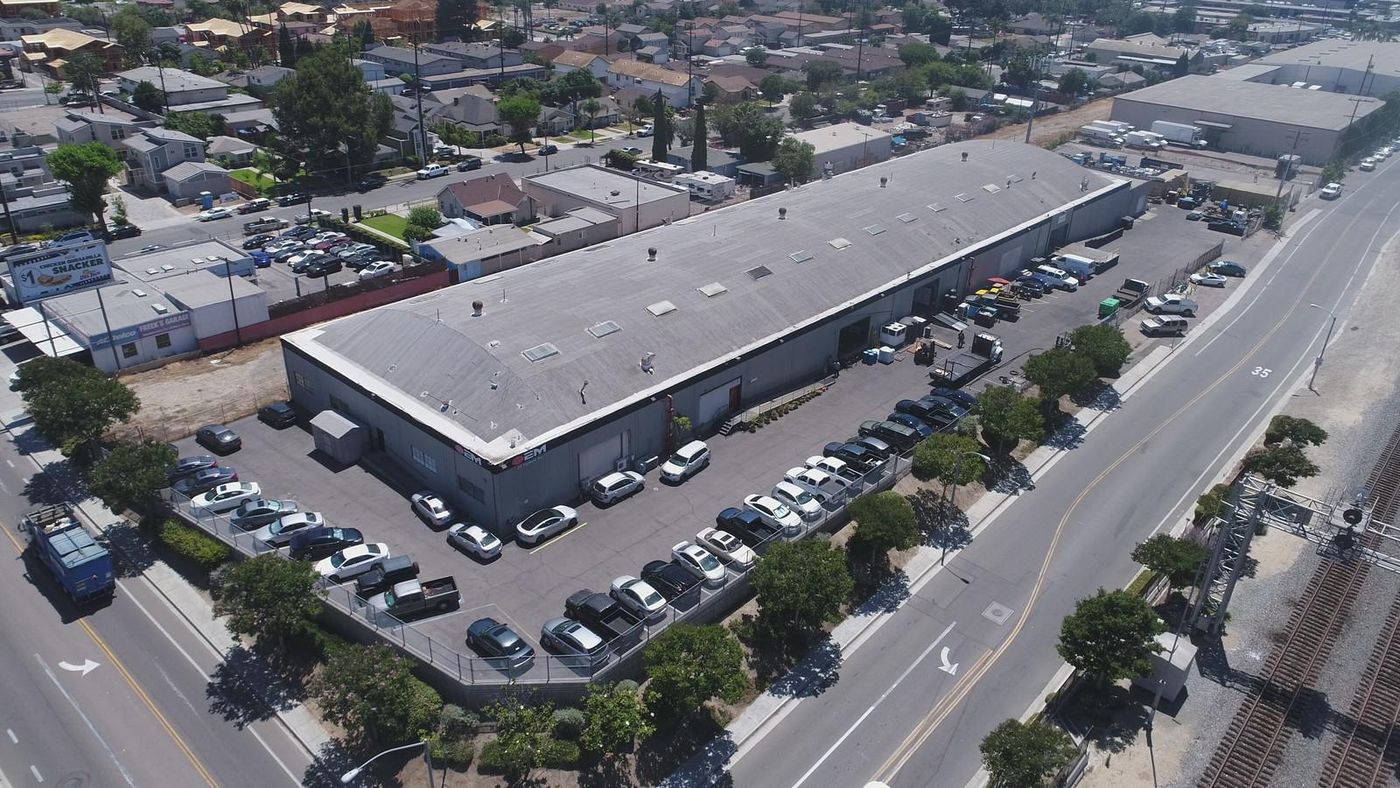 Industrial Property For Lease photo 1