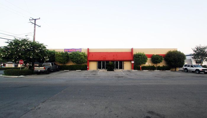 Warehouse Space for Sale at 2214-2222 S Lyon St Santa Ana, CA 92705 - #1