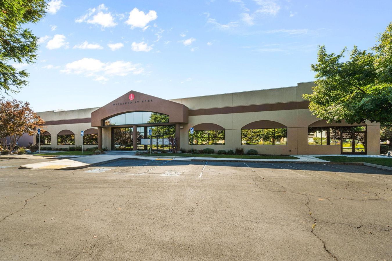 562 Technology Way photo 1