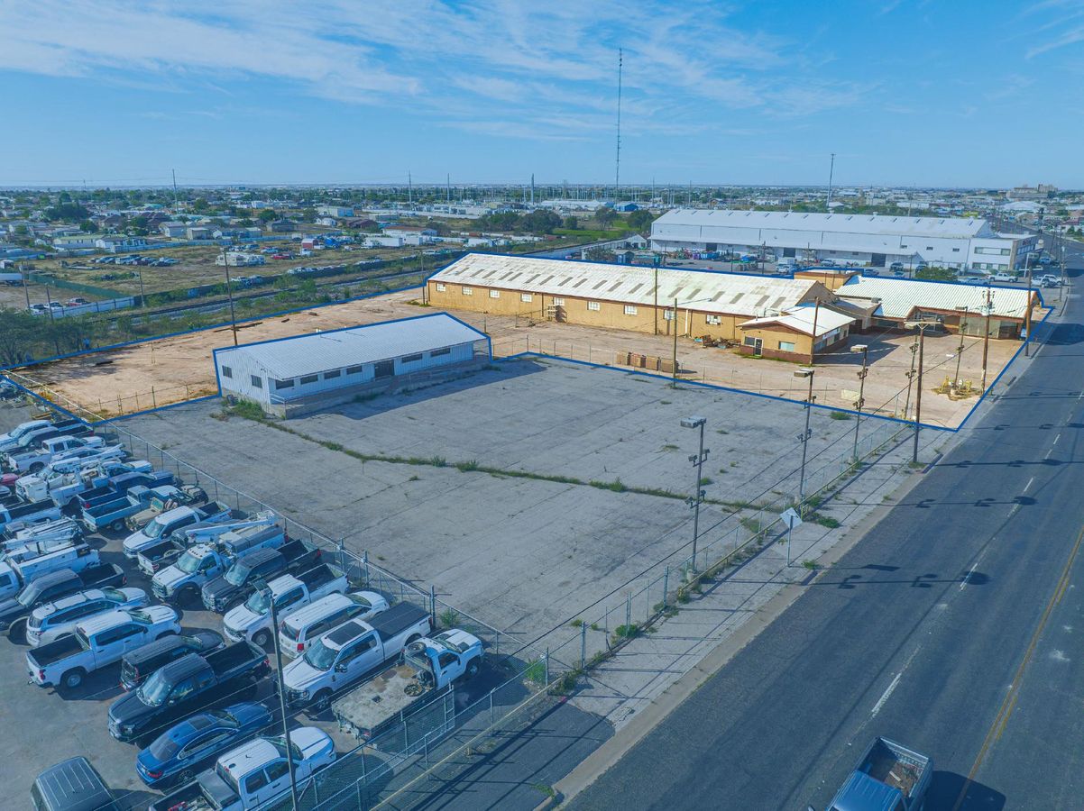 Storefront and Warehouse on Business I-20 photo 2