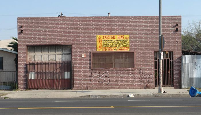 Warehouse Space for Sale at 5718 Holmes Ave Los Angeles, CA 90058 - #1