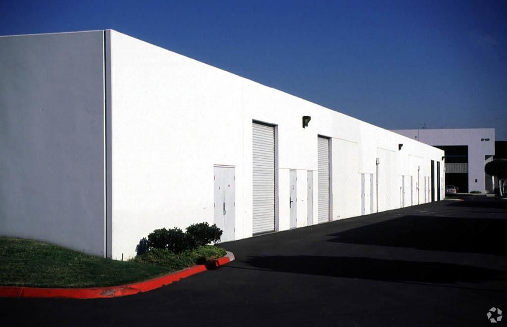 Los Vallecitos Business Center photo 4