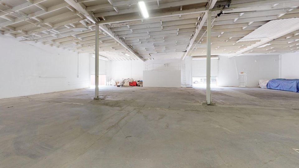 Demisable Green Zone Warehouse For Lease