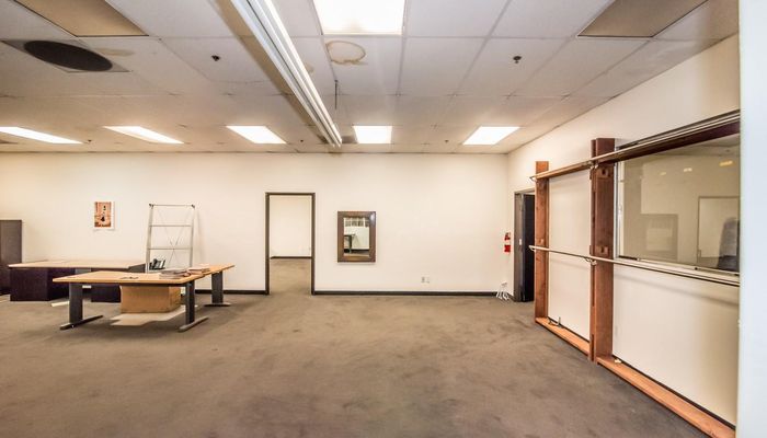 Warehouse Space for Rent at 2444 Porter St Los Angeles, CA 90021 - #68