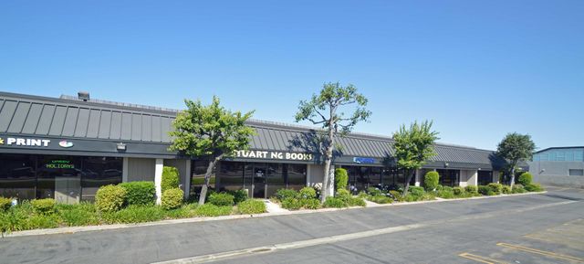 Western Business Center - 20655 Bldg