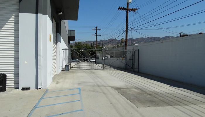 Warehouse Space for Sale at 2212 Kenmere Ave Burbank, CA 91504 - #4