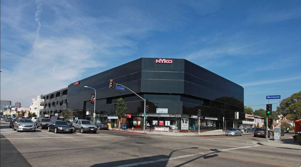 Westwood LaGrange Plaza