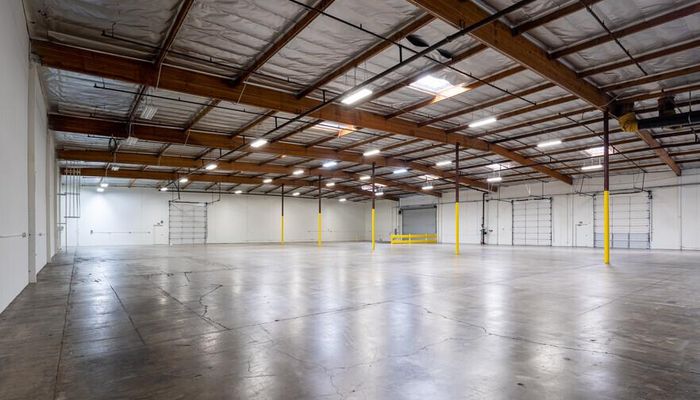 Warehouse Space for Rent at 1040 N Kraemer Pl Anaheim, CA 92806 - #18