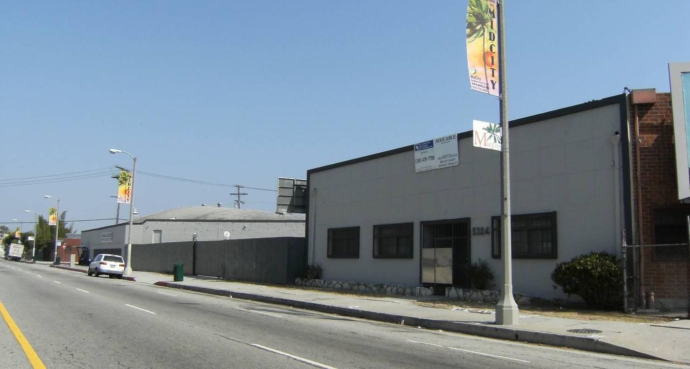 Bldg A photo 2