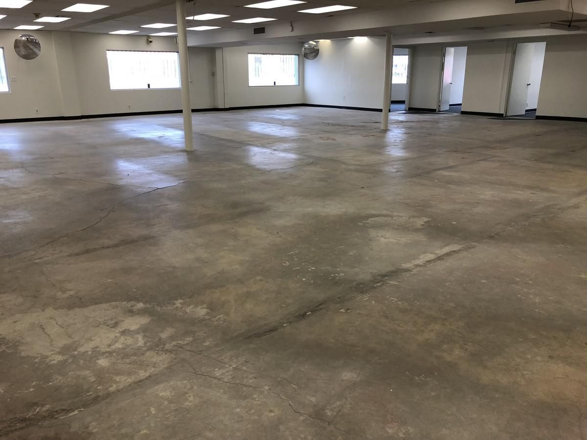 Flex Property for Lease photo 4
