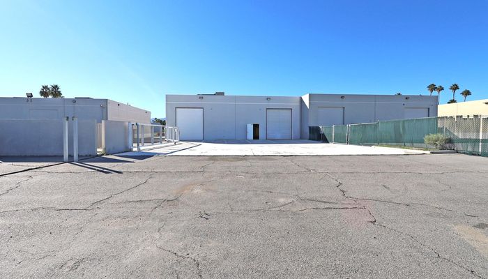 Warehouse Space for Rent at 77650 Enfield Ln Palm Desert, CA 92211 - #7