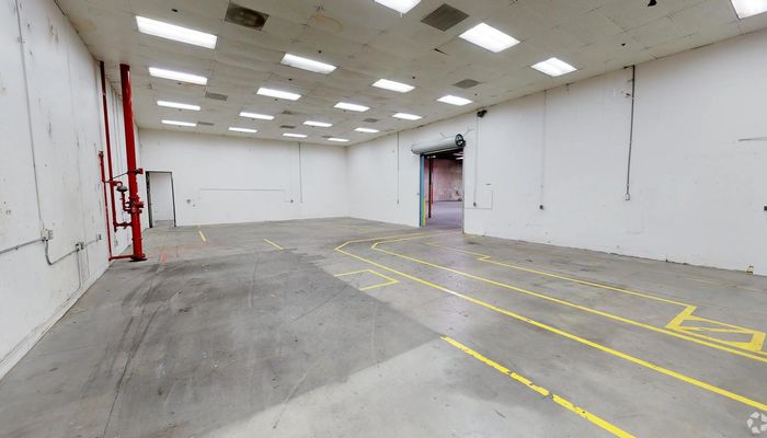 Warehouse Space for Rent at 2260 Spruce St Ontario, CA 91761 - #17