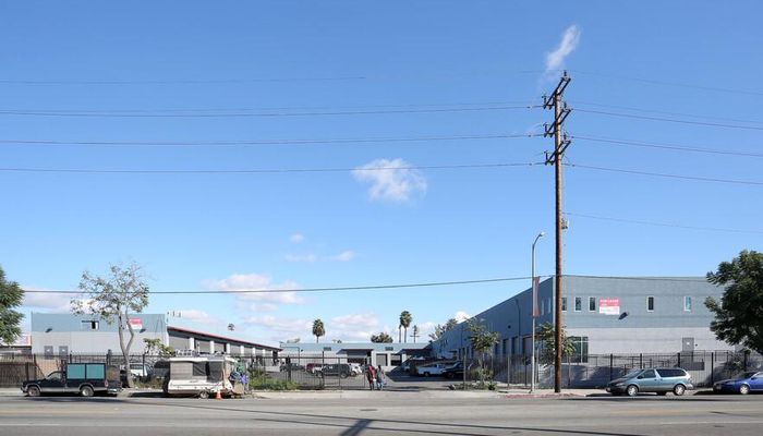 Warehouse Space for Rent at 6800-6818 Avalon Blvd Los Angeles, CA 90003 - #4