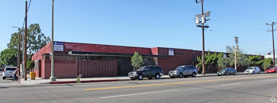 Flex Property For Lease