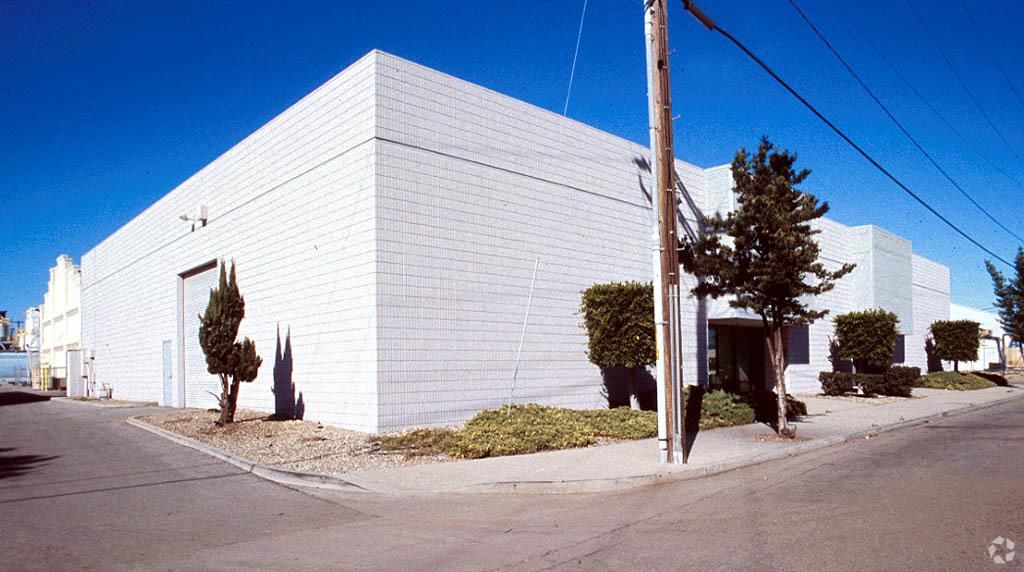 Industrial Property For Lease photo 1