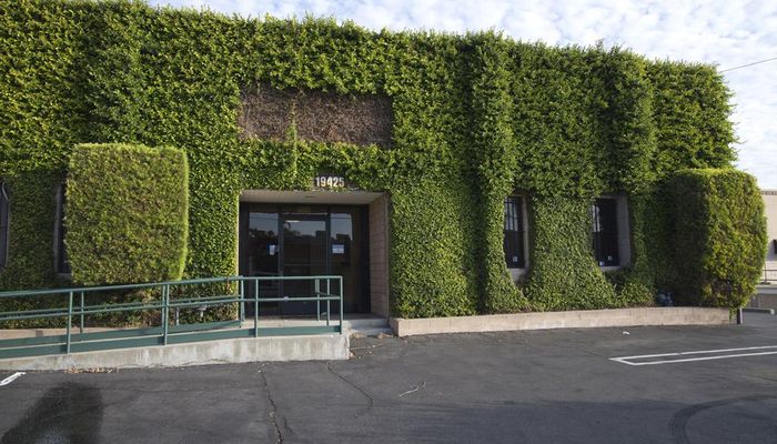 Warehouse Space for Rent at 19425-19431 Londelius St Northridge, CA 91324 - #6