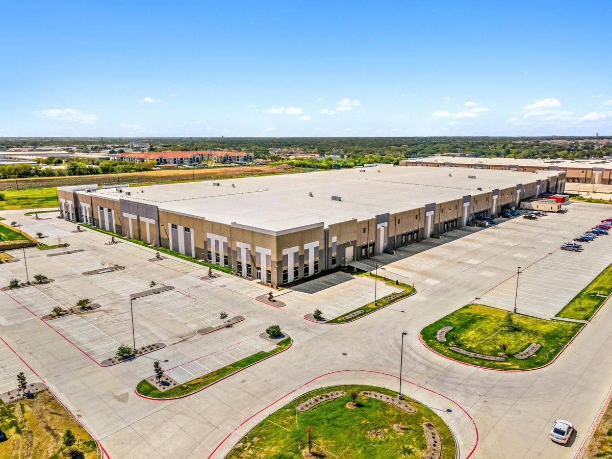Cooper Commerce Center Building 3 photo 1