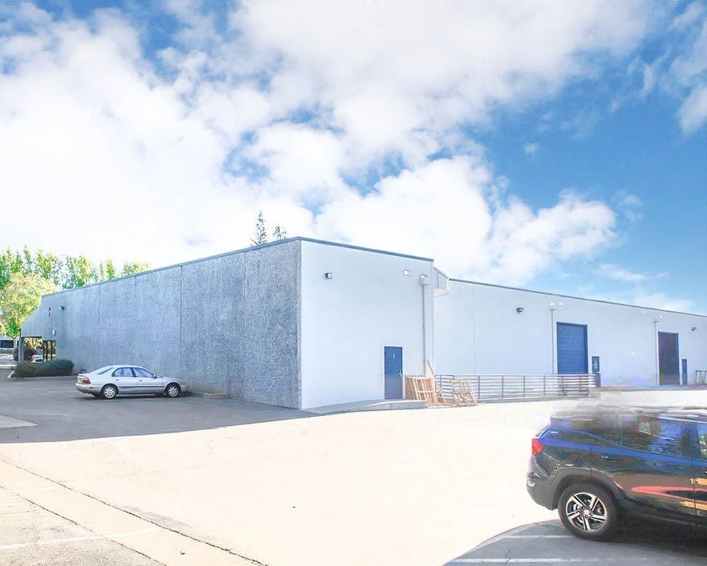 Lake Forest Business Park - 120 Blue Ravine Road photo 2