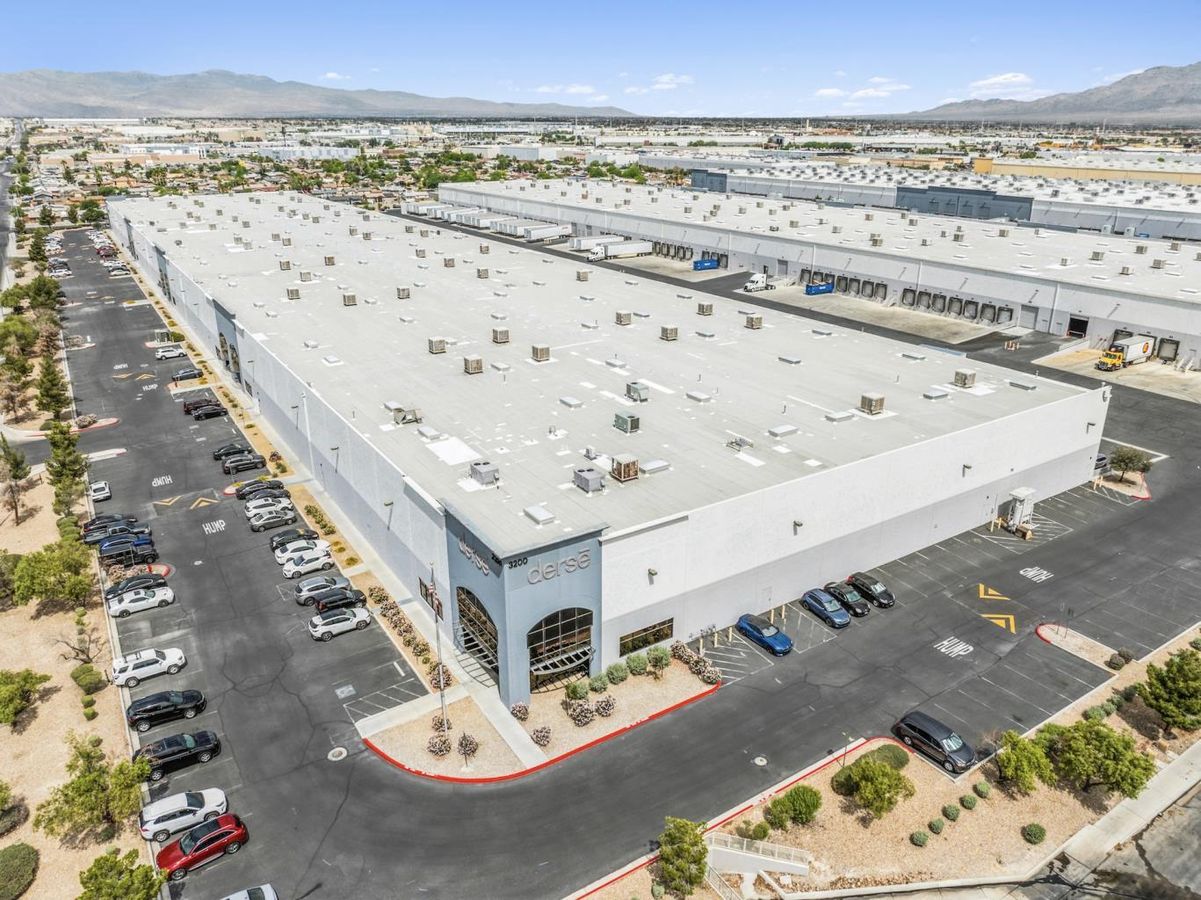 Las Vegas Logistics Center Building 1 photo 4