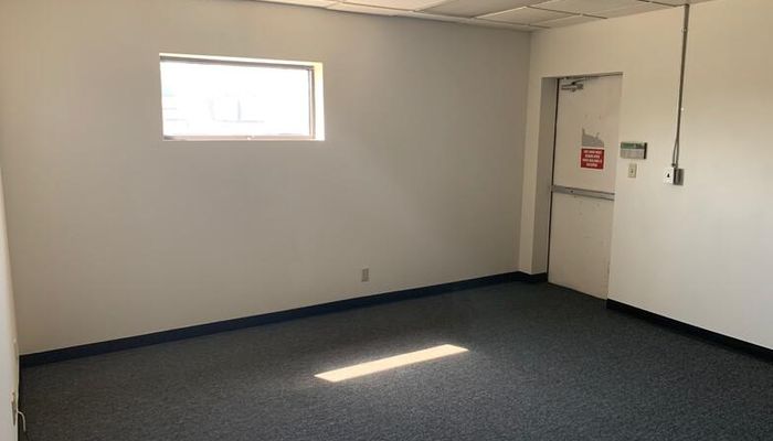 Warehouse Space for Rent at 7648-7654 San Fernando Rd Sun Valley, CA 91352 - #8