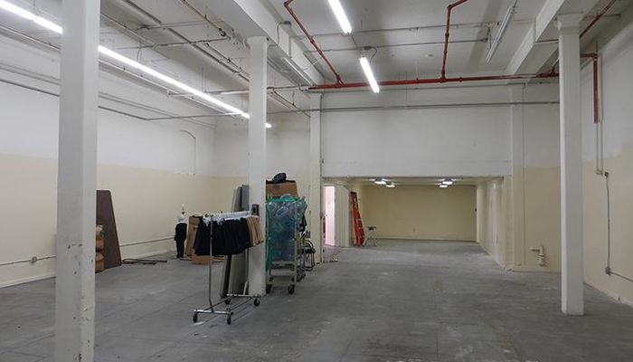 Warehouse Space for Rent at 538 S San Pedro St Los Angeles, CA 90013 - #25