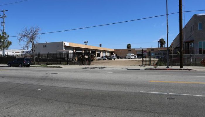 Warehouse Space for Rent at 6800-6818 Avalon Blvd Los Angeles, CA 90003 - #2