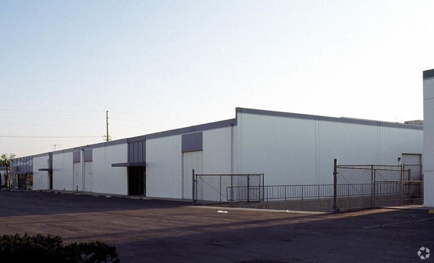 Bldg 4 3300 E Willow St