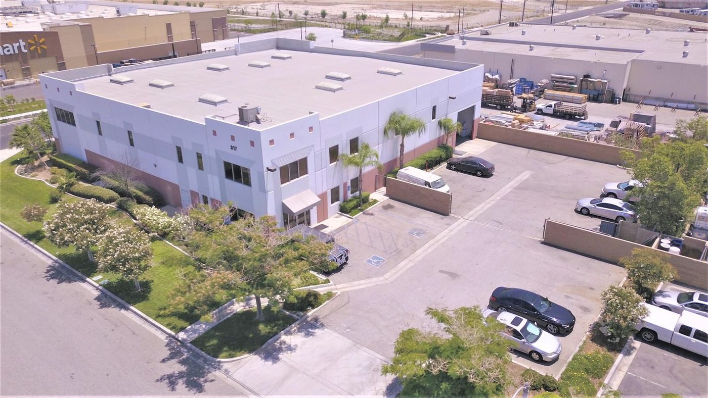 Bldg 6 photo 2