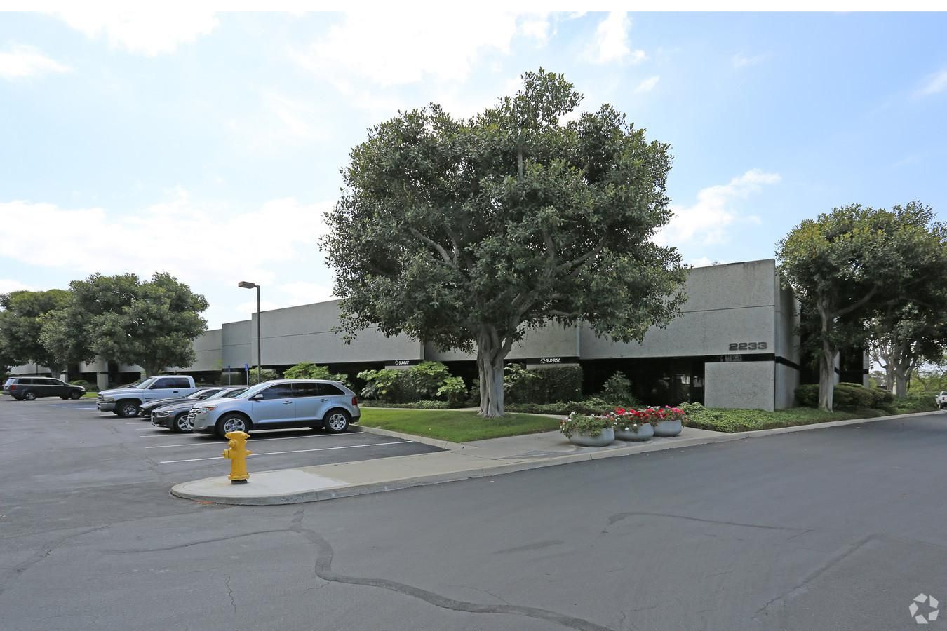 Carlsbad Commerce Center photo 4