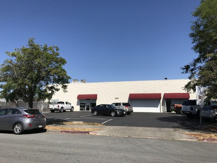 3401 Industrial Dr