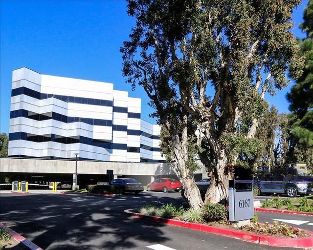 Bristol Plaza photo 4