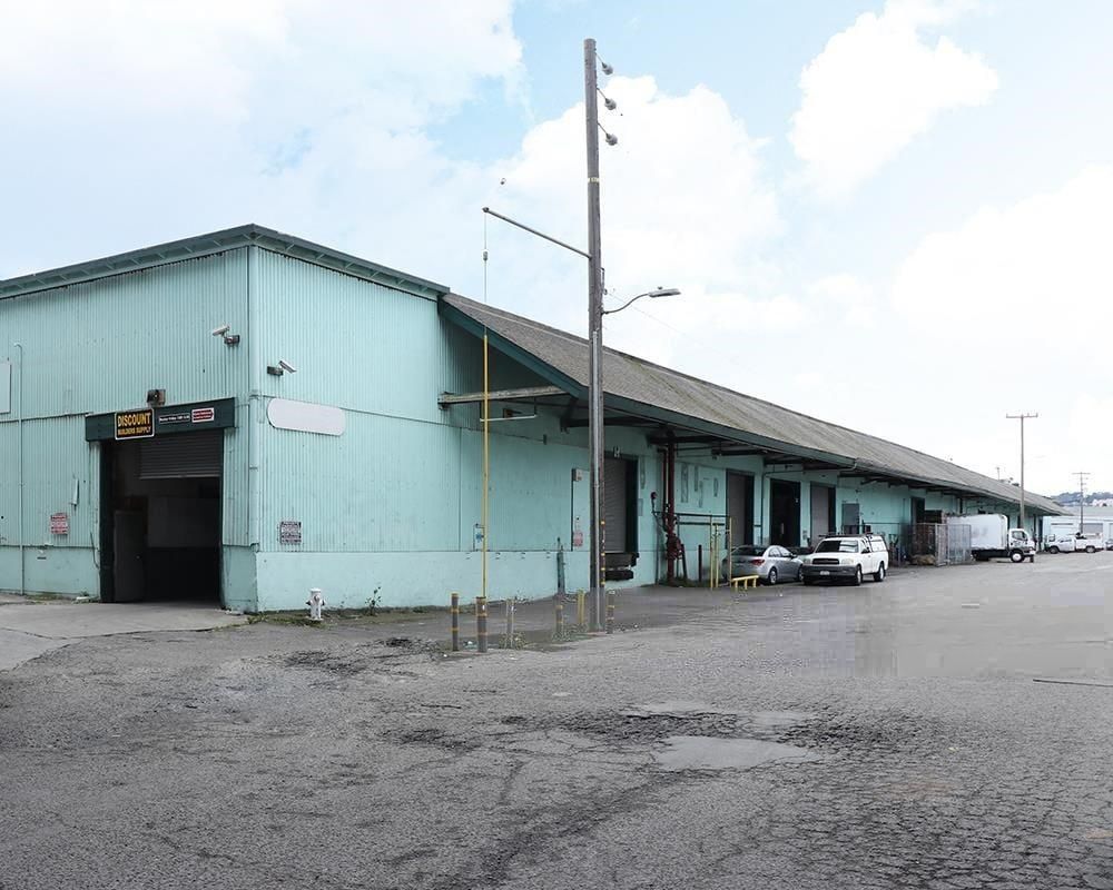 301 Toland Street photo 3