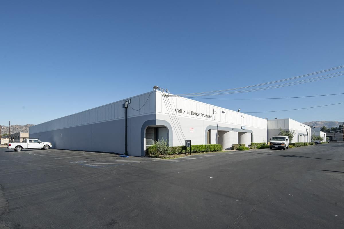 Chatsworth Business Park photo 2