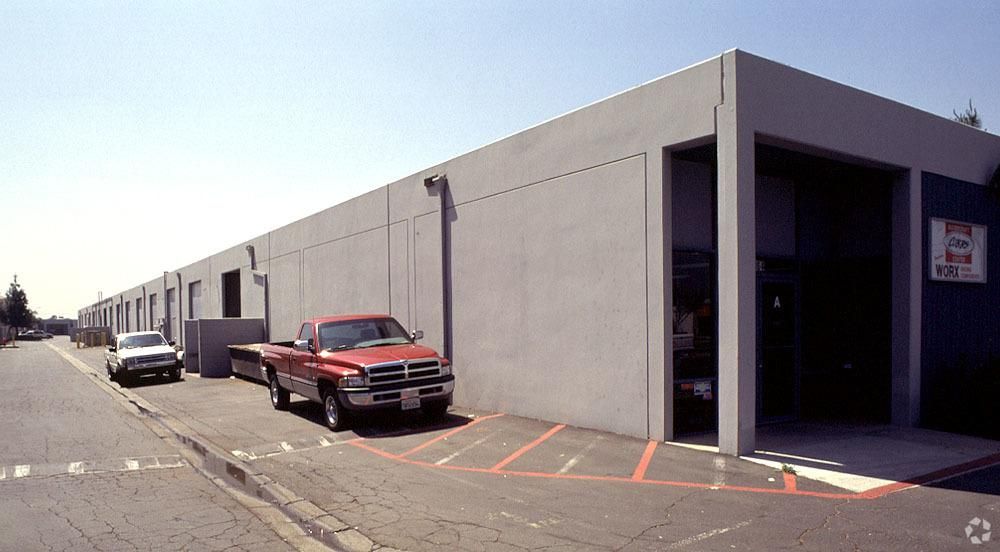 Industrial Property For Lease photo 2