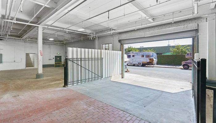 Warehouse Space for Rent at 6007 S St Andrews Pl Los Angeles, CA 90047 - #17