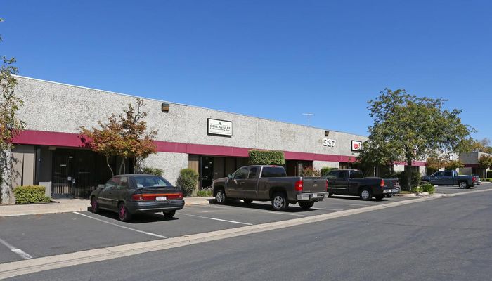 Warehouse Space for Rent at 4317-4343 N Golden State Blvd Fresno, CA 93722 - #5