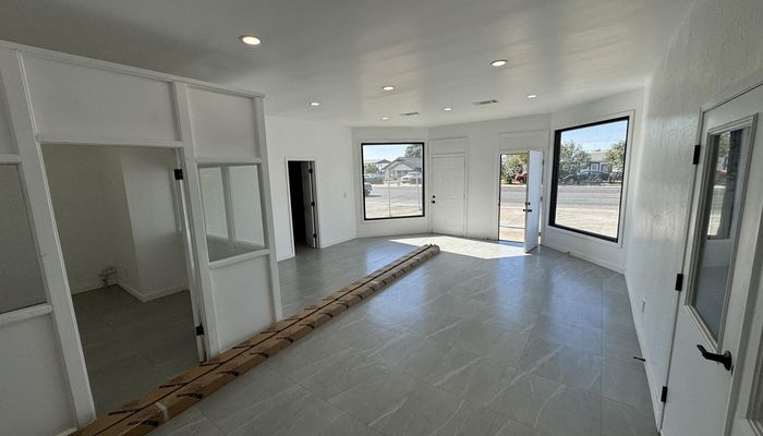 Warehouse Space for Rent at 416 S Main Street Porterville, CA 93257 - #10